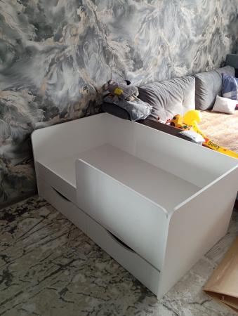 Кровать Малютка-2 с бортиком (цвет белый) 160х80 от Династия Kids